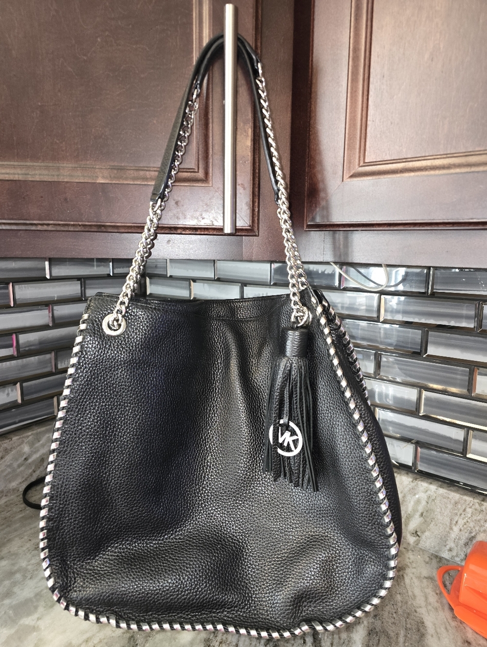 Michael Kors Chelsea Purse - Picture 2 of 4